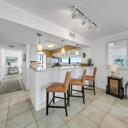 Mainsail 131 - Beachfront 2Br With Free Seasonal Beach Service Destin Bagian luar foto