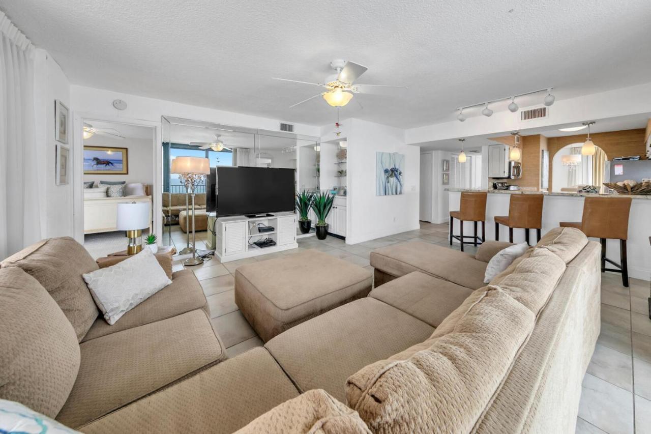 Mainsail 131 - Beachfront 2Br With Free Seasonal Beach Service Destin Bagian luar foto