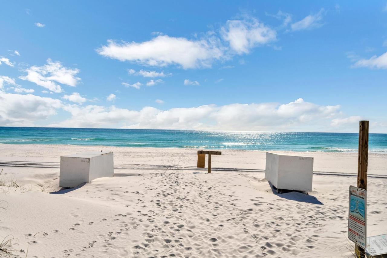 Mainsail 131 - Beachfront 2Br With Free Seasonal Beach Service Destin Bagian luar foto