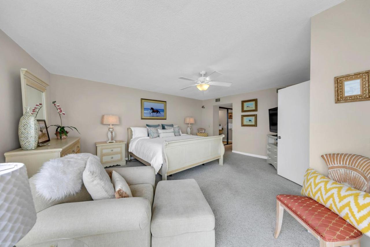 Mainsail 131 - Beachfront 2Br With Free Seasonal Beach Service Destin Bagian luar foto