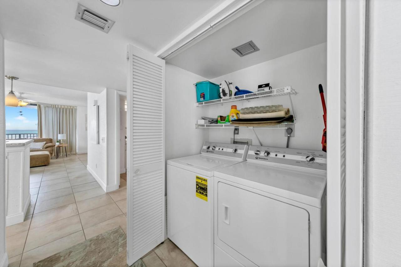 Mainsail 131 - Beachfront 2Br With Free Seasonal Beach Service Destin Bagian luar foto