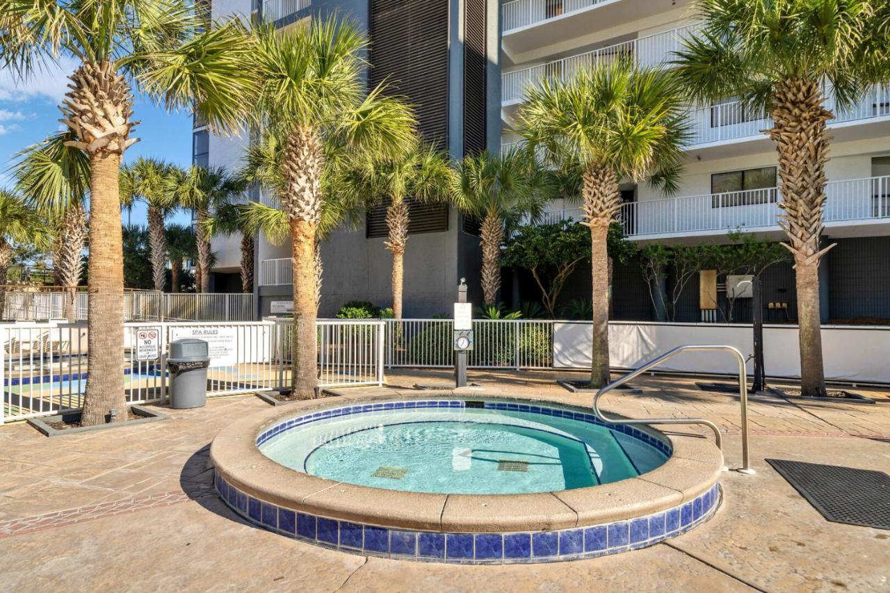 Mainsail 131 - Beachfront 2Br With Free Seasonal Beach Service Destin Bagian luar foto